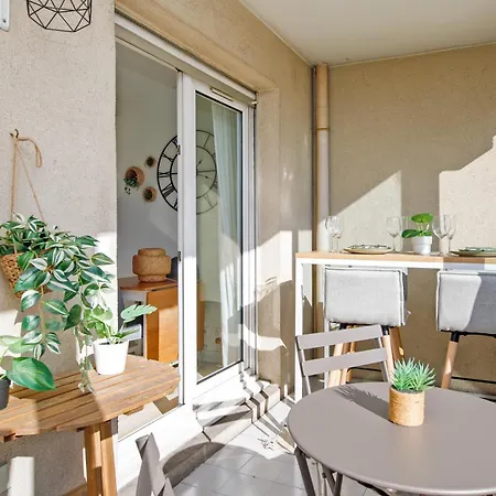 Immogroom - Warm T2 - Ac - Wifi - Comfort Appartamento